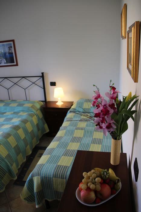 La Terrazza Hotel Пескиера дел Гарда Екстериор снимка
